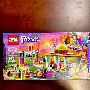 LEGO friends Drifting Diner set 41349 New In Box! 345 pcs. Ages 6-12